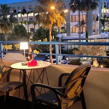 Perla 2 - Spacious Modern Apt - Sea View & Big Balcony Apartmán *